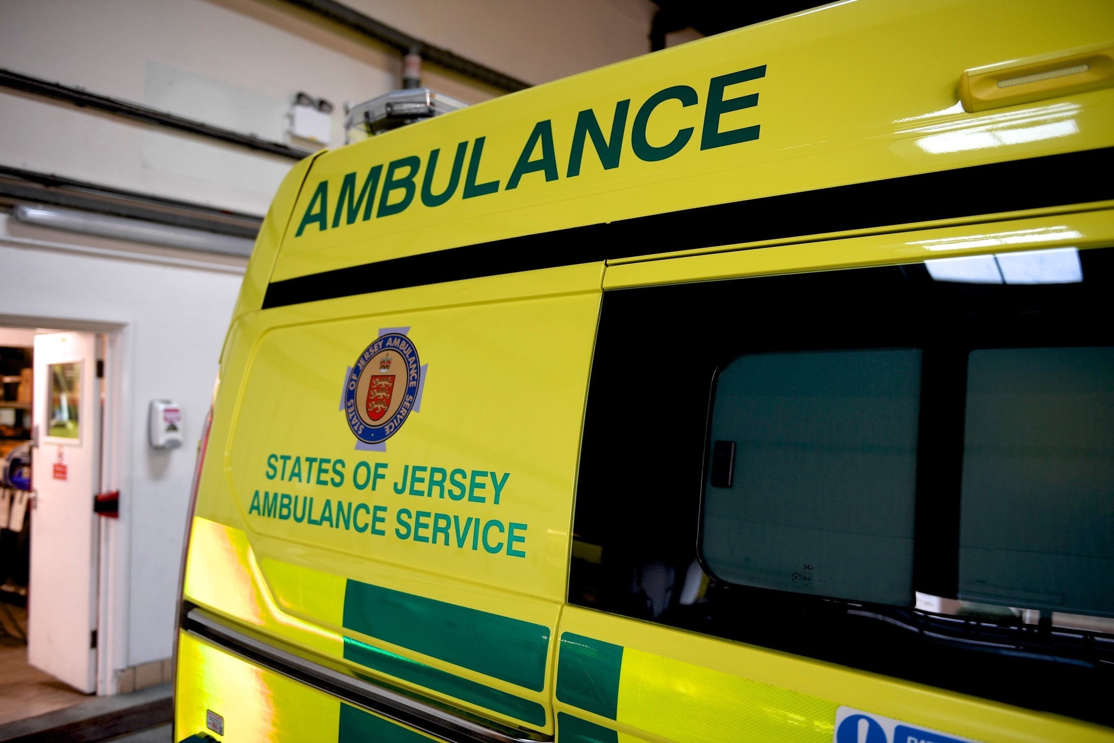 Three People Taken To Hospital After Two Car Crash Jersey Evening Post 8578