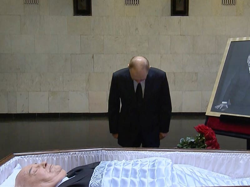 Mikhail Gorbachev To Be Buried In Low-key Funeral Snubbed By Vladimir ...