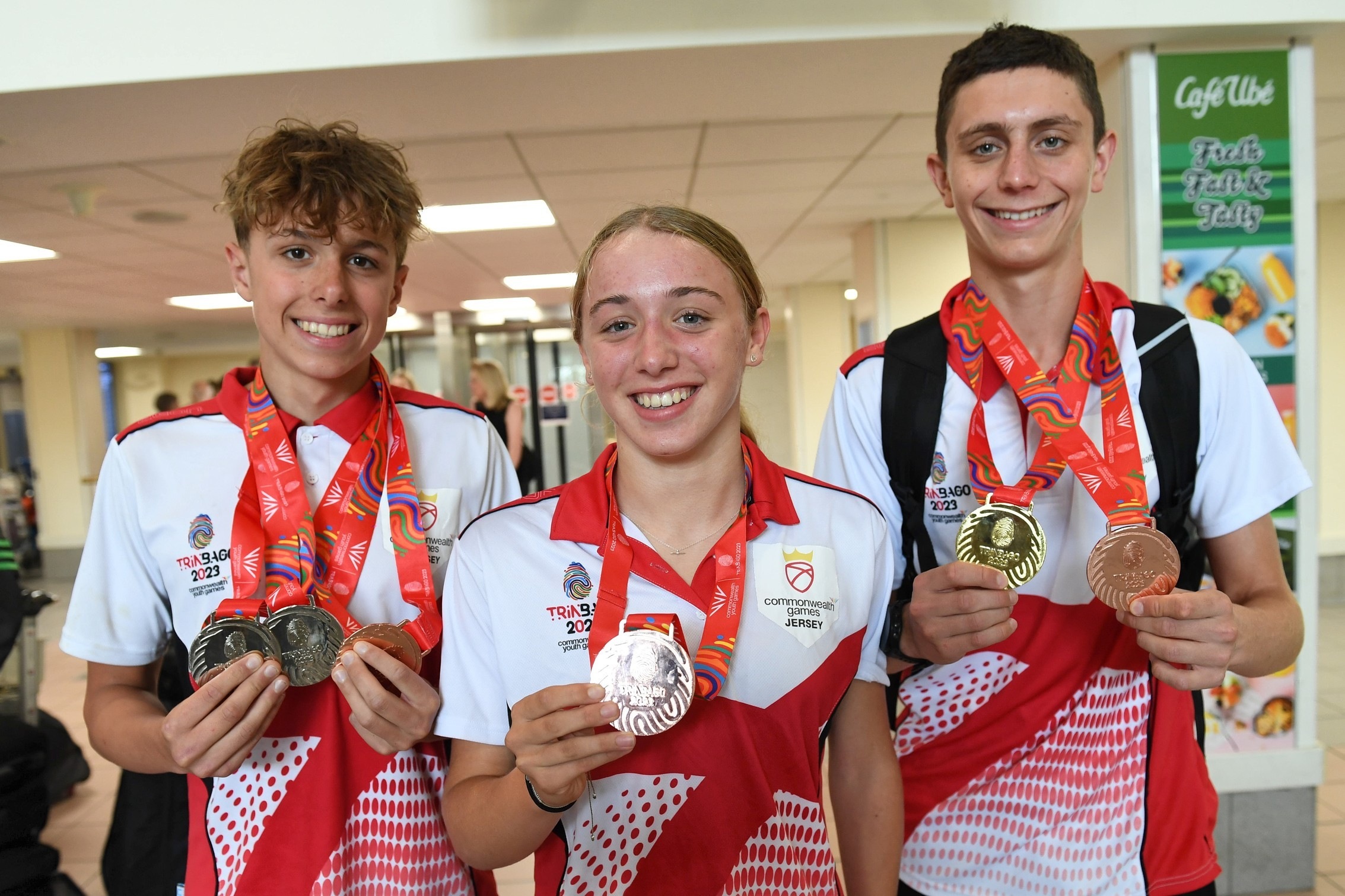 Home pride for Commonwealth Youth Games gold-medallist Holmes - Jersey ...