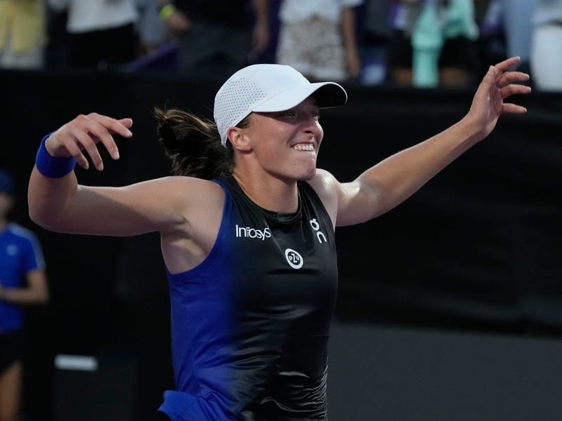 Iga Swiatek Returns To World Number One After Ruthless WTA Finals ...