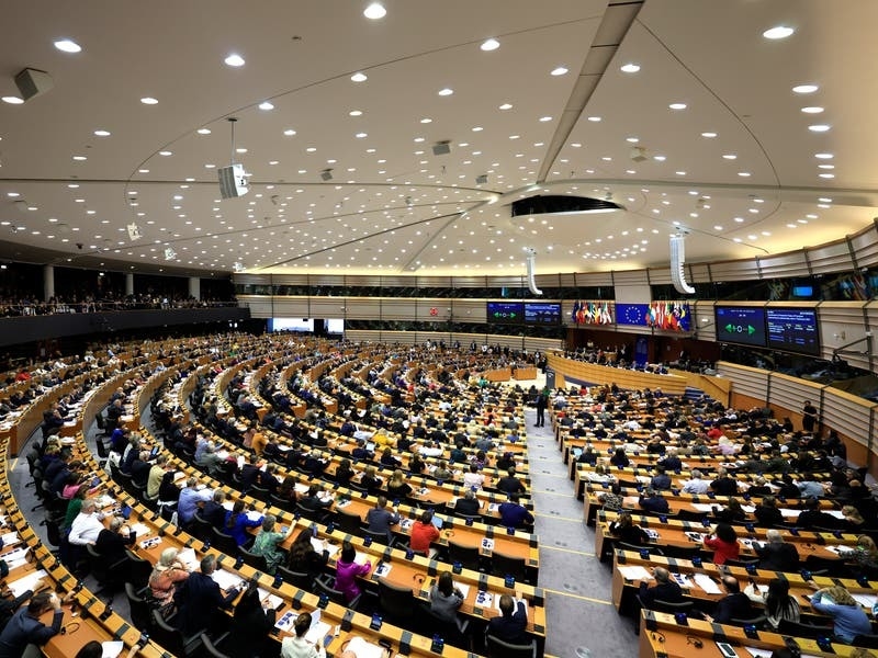 EU legislators approve overhaul of migration laws - Jersey Evening Post