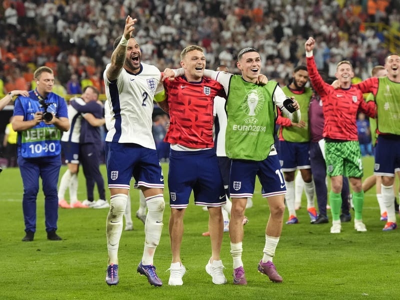 King congratulates England on reaching Euro 2024 final Jersey Evening