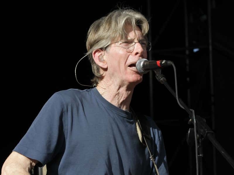 Grateful Dead founding member Phil Lesh dies aged 84