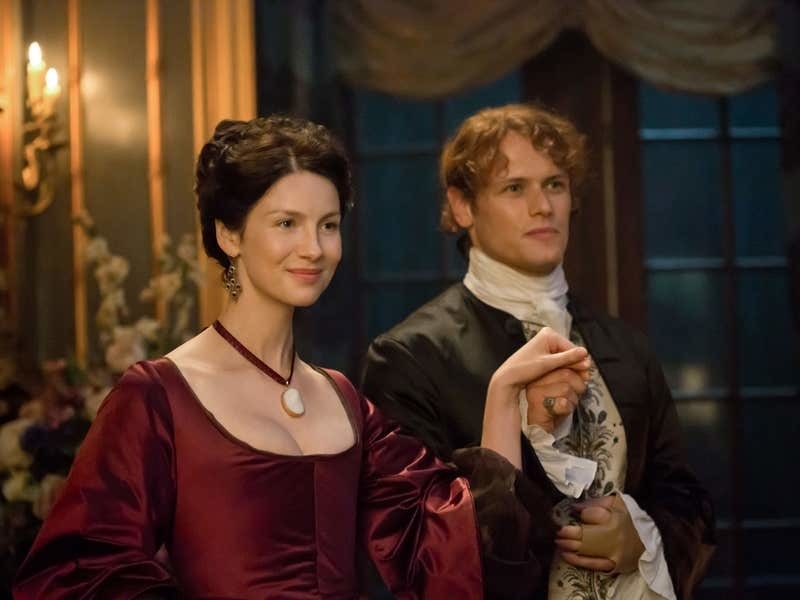 Outlander showrunner thanks Scots for welcoming cast and crew as filming wraps